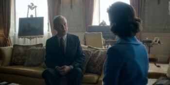 Half-total: Cutting dialogue on the example of "The Crown